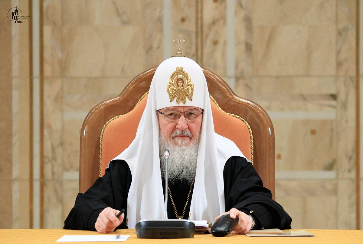 Патриарх Кирилл призвал Церковь к более активной миссии в соцсетях