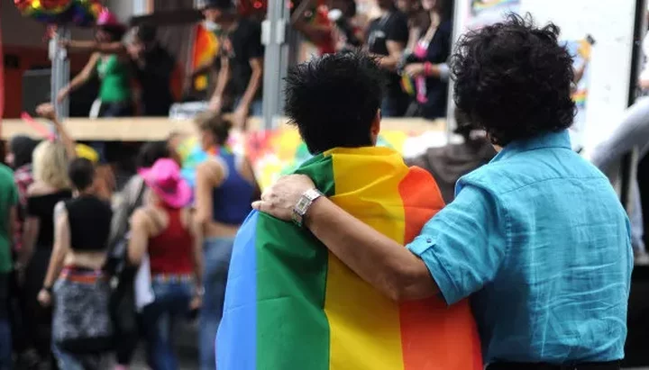 Ватикан вважає, що ЛГБТ-сім’ї мають бути під їхнім заступництвом