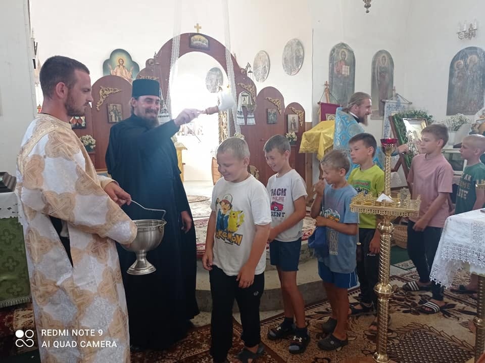 Свт. Феофан: Про розвиток духу церковності в дітях