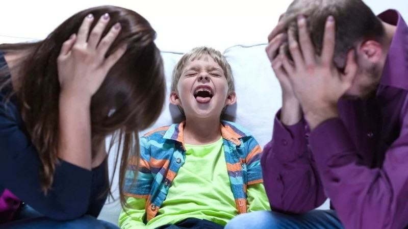 Поради психолога: Як керувати емоціями, коли діти допікають