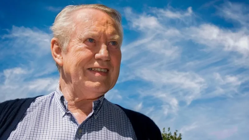 Віддавати під час життя