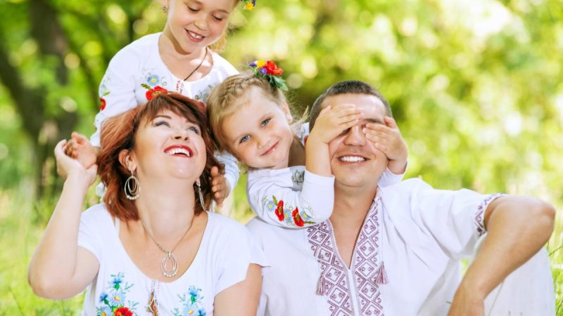 Аналітика: Важливість сім’ї та батьківства